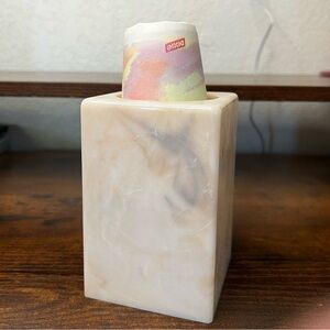 DIXIE 3oz Bathroom Cups 50pcs with Holder